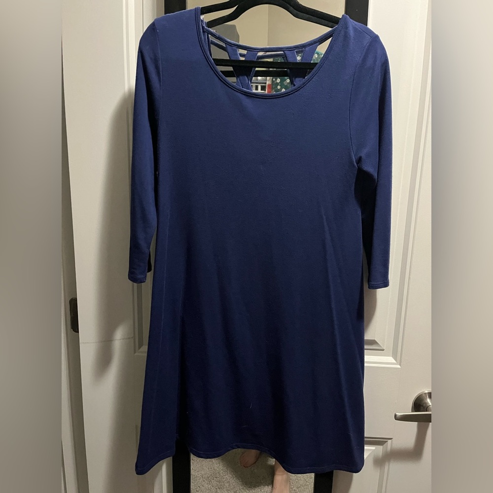 Blue crisscross back shift dress